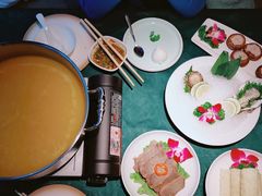 -青口季·港式打边炉(东影南路店桥华店)
