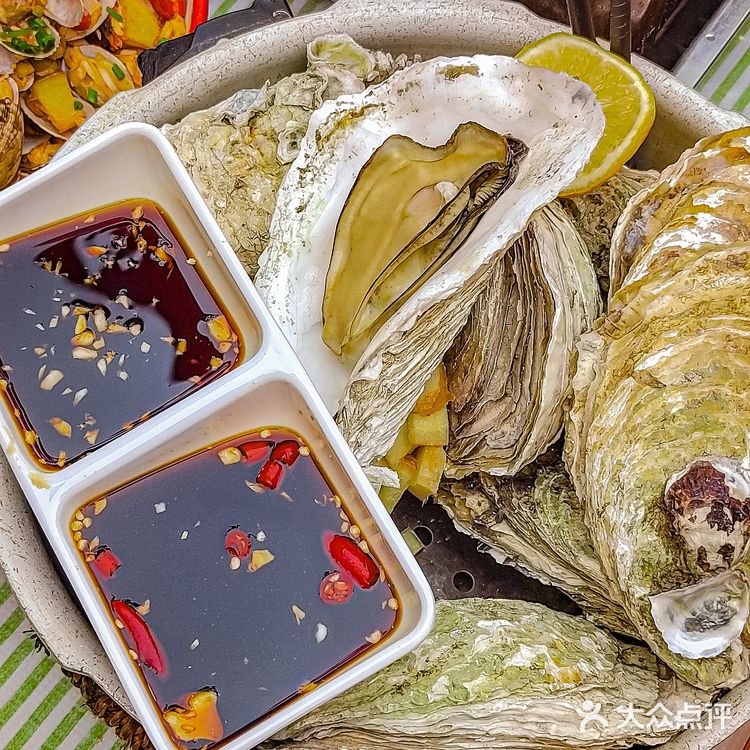 南昌这家店我怎么才知道!烧烤龙虾真绝了!!