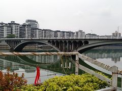 -市中心风采楼步行街