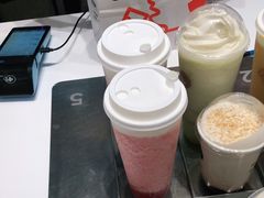 -喜茶(杭州滨江宝龙店)