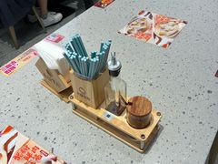 -小杨生煎(金山百联购物中心3楼店)