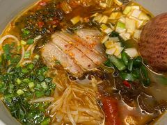 -SHAN山(前滩太古里店)