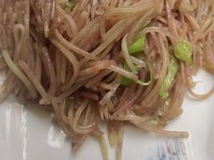 -蔼若春.传承三十年云南菜(金碧公园店)