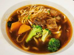 -康师傅私房牛肉面(马泉营奥莱店)