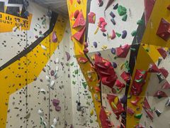 -问山MountQuest攀岩馆