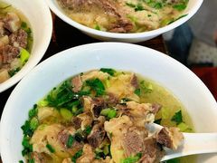 -刘少华贵州小黄牛·鲜牛肉火锅(总店)