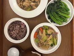 -雪梅月子中心(华侨城店)