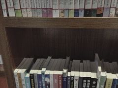 -上海市虹口区图书馆(曲阳分馆)