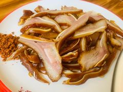 -老鼎万春卤菜(五代传承创始老店)