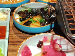 -明洞阿姨·韩式酱蟹烤肉·创意料理(三元桥店)