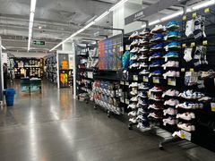 -迪卡侬(苗岭路店)