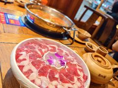 -快活林酸汤鱼鲜品火锅店(甲秀楼店)