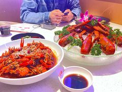 -红盔侠小龙虾(海宁银泰店)