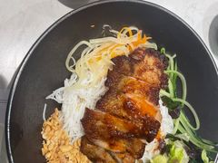 -美奈小馆·越南料理(中航城君尚购物中心店)