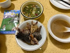-东巴谷野生菌火锅餐厅