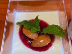 杏仁豆腐-文三酒肆自助放题(新街口友谊广场店)