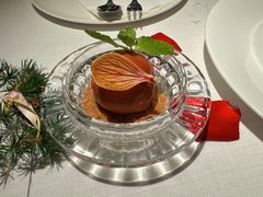 杨梅冰激凌-弦月窗LUNETTE BY AMANDA(复兴路店)