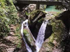 -龙水峡地缝景区
