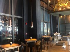 用餐区-THE CANNERY&JUJU 新鲜海鲜·牛排美食酒廊