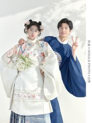 -都市丽人婚纱摄影