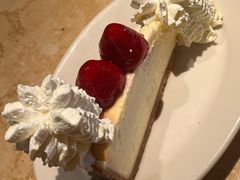鲜草莓芝士蛋糕-The Cheesecake Factory芝乐坊餐厅(兴业太古汇店)