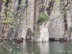 -绍兴东湖风景区