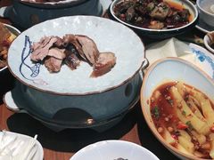 -龙聚德北京烤鸭(沙坪坝华宇A馆店)