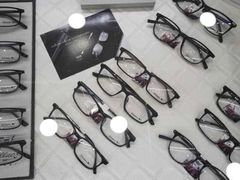 -独秀眼镜(潜阳路一中店)