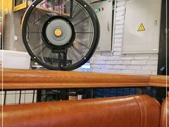 大堂-机器人火炉披萨(爱琴海店)