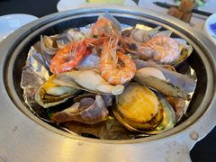 石锅原汁海鲜汇-鲁采LU STYLE(新天地店)