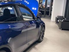 -TESLA 特斯拉(上海太古汇体验店)