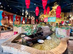 -老滇山寨•云南特色菜•地方菜•民族风情歌舞表演(金碧店)