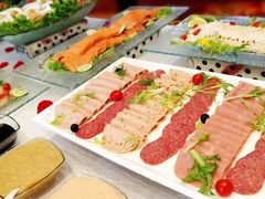 -紫玥铂尔曼酒店零点餐厅