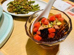 -渝信川菜 · 川味家常菜(财富购物中心店)