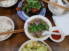 -杨三娘跷脚牛肉(羊子山西路店)
