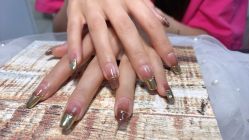 -UN·桃喜日系美睫美甲