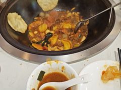 -鲁员外地锅鸡地锅鱼(古墩路店)