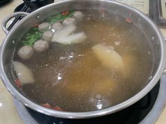 -闽粤一牛潮汕牛肉火锅