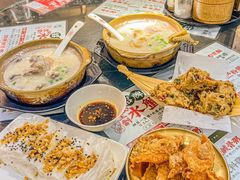 -禄粥·广府味·煲仔粥·宵夜·明档现做(江南西店)