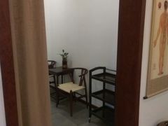 -灸春堂·艾灸·痛症·整脊连锁(之江银泰店)