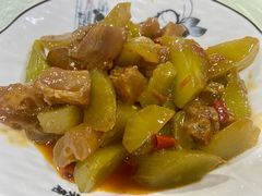 莴苣烧牛筋-大隐隐于市私房菜(保和小区店)
