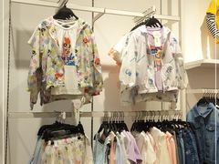 -hotwind热风(世纪东方广场店)