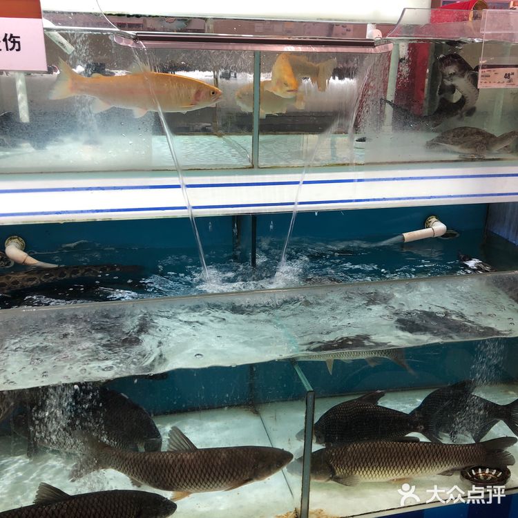 邮政惠民卡有各种活动， 在华润万家十点到十一点间结账