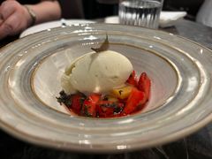 -LESCEDARS Brasserie Bistro香柏树