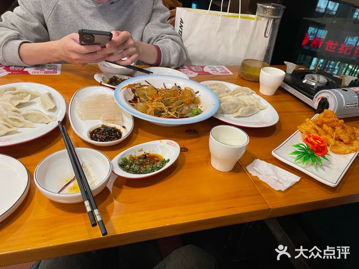 客临百思德·东北特色馆(龙湖时代天街店)图片