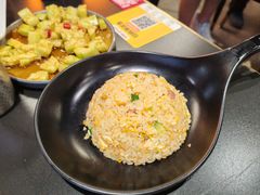 -许哥东北烧烤·铁丳烤串·宫后夹肉(繁花中心店)