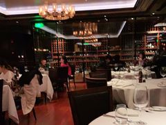 大堂-Wolfgang’s Steakhouse 沃夫冈牛排馆(上海白玉兰广场店)