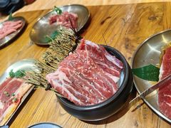-金刚山黑牛炭火自助烤肉(西大望路店)