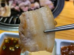 -唯成•韩国炭火烤肉 유성고기