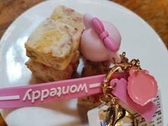 -more than meow吴止猫主题餐厅(承德 中船汇店)